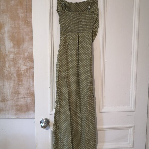 Rosas khaki dress by Faithfull the brand - Picture 10 of 12